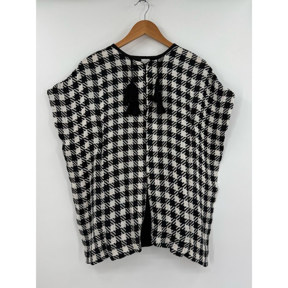 Casilda Mut Houndstooth Wool Poncho Top | Black & White | OS